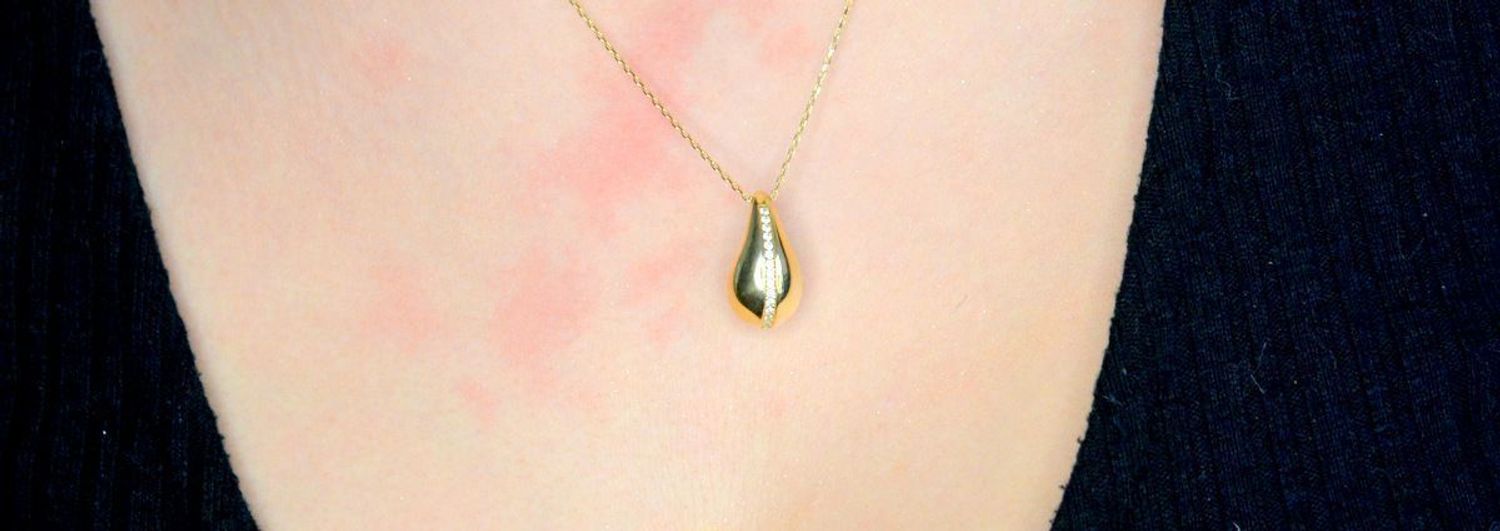 Złoty naszyjnik damski 375 z dużą kroplą z pasmem cyrkonii NA 3636 375 (1).jpg